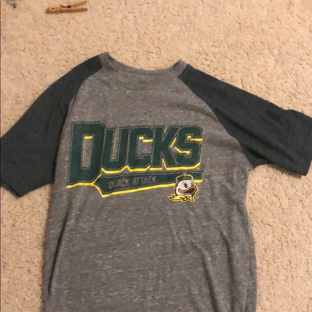 Oregon ducks varsity t-shirt
